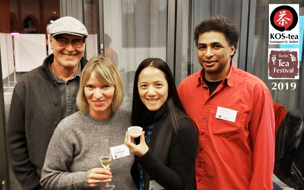 kosOolong's tweet photo. Berlin Tea Week 2019
Danke an alle Mitarbeiter des Berlin Tea Festival und an die Freunde von KOS-tea
******
Thanks to the stuff of Berlin Tea Festival and Friends of KOS-tea

#BerlinTeaFestival #TeainBerlin #MaketeaNotWar #Berlin #LoveTea #KOStea https://t.co/GHnKQgBshd