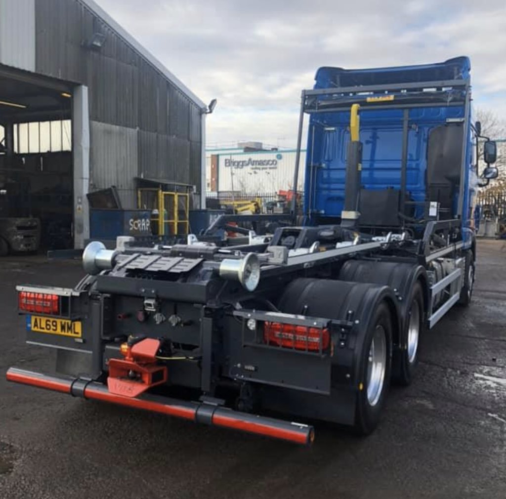 ALWINLTD's tweet photo. #fleet addition today , new @DAFTrucksUK #hookloader #scrap #recycling #metal @alwin_logistics #trucks #daf #aluminium https://t.co/EprBMIUuJp