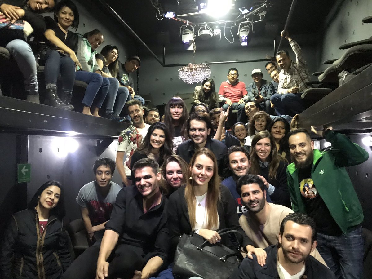 otrocuerpot's tweet photo. Si quieren saber por qué siempre llenamos aprovechen HOY el 2x1 en @boletopolis de #OtroCuerpo y nos vemos el próximo domingo a las 19 hrs en @ForoBellescene con @GavoFigueira @GerGirotti y @ElsieFloress , producción @HMiranda5 texto y dirección @Ponchote https://t.co/nFy9zz8o5p