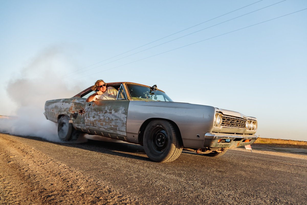 RoadkillShow's tweet image. The Wreck Runner is born! Stream an all-new episode of Roadkill Garage NOW on @MTondemand! motortrend.app.link/9LGB5qcq61

#MotorTrend #Roadkill #becauseroadkill @DavidFreiburger