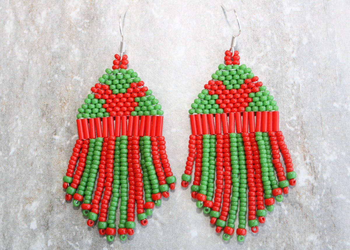 lltraders's tweet photo. Christmas ideas!! 🥰🎄🎁
Mickey Mouse beaded earrings now available! Only $19.99
Always FREE SHIPPING ↙️
https://t.co/n2giCUs1Qa
#christmasideas #mickeysverymerrychristmasparty #disneychristmas #christmasgiftsideas #christmas #disney #mickeymouse #mickey https://t.co/GyinG3P4bT