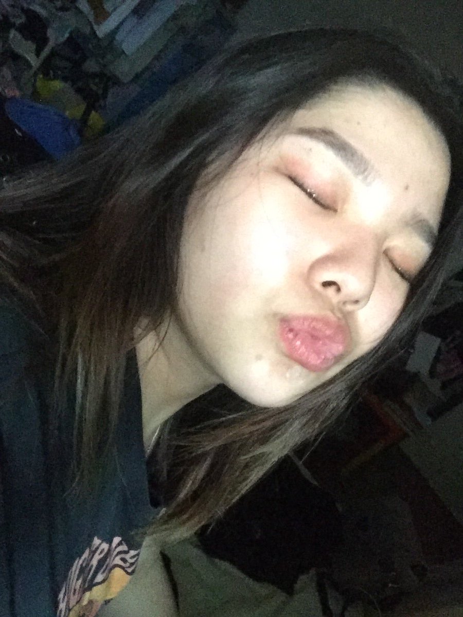 eunbread's tweet photo. my forever aries king 🥺🤧 i love u, u make me the softest bitch ever #selfiefordaniel https://t.co/Y3ytCPJpuc