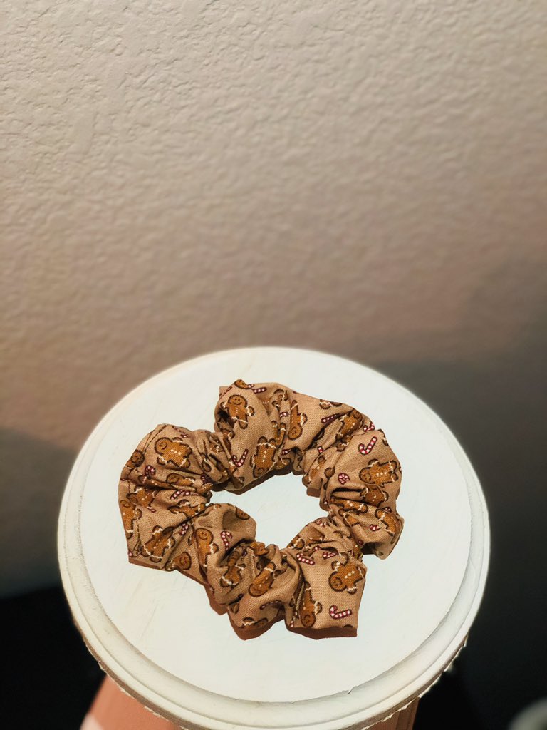 scrunchieice tweet picture