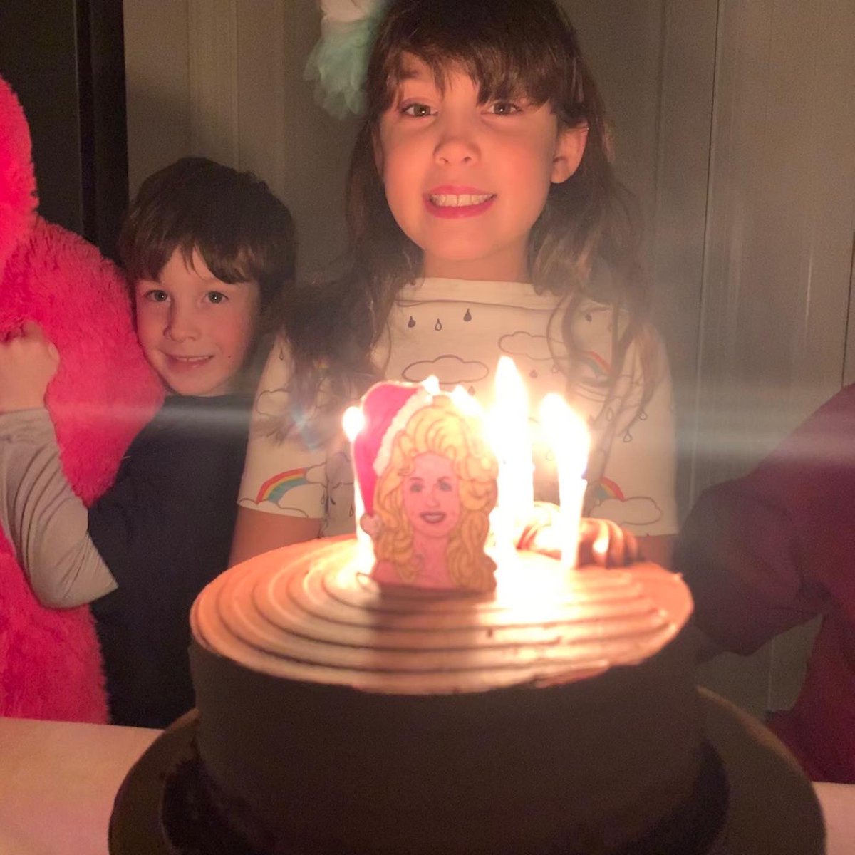 OhMyGOFF's tweet photo. Birthday girl woke up with a fever and had to stay home today π but Nana & Papa showed up with her fave ribs and Korean side dishes and that definitely lifted Adora's spirits! #happybirthday #adorasday #turning9 #weloveyou https://t.co/RUUJkyUN6K