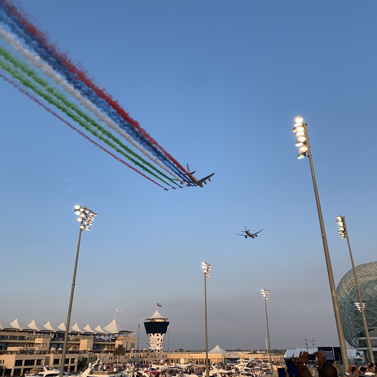 hughbowman5's tweet image. Wonderful to be involved with #F1SWF19 this year and have an amazing experience at the #AbuDhabiGP 🙌🏼 Both incredible events 👏🏼 Thank you @F1inSchoolsHQ @F1 @MercedesAMGF1