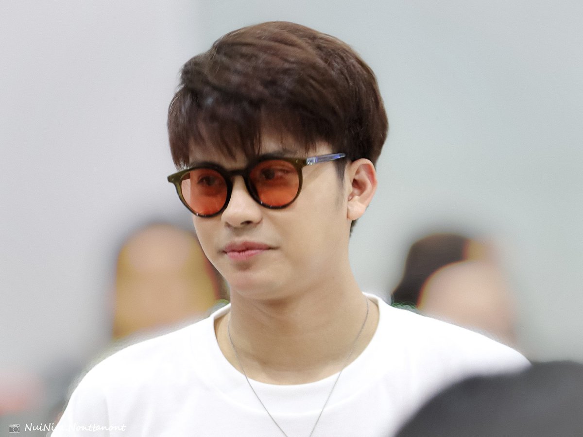 _NuiNita_'s tweet photo. ไม่มีวันไหนไม่คิดถึงแท
#รักธนนท์​ 💙 
#NONTTANONT
#nonffam
#หน้ากากเป็ดน้อย
#นนท์เดอะวอยซ์​
📍 DMK
🗓️ 29-6-2019
📸 NuiNita https://t.co/dSFxHUCRSk