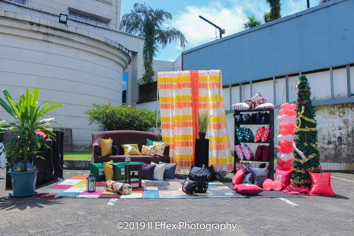 bigyellowpages's tweet photo. Give a new facelift to your home and office for the festive period.
#BritsInteriors blends beauty and comfort awesomely.
Download #CameroonYellowPages on Play Store and App Store for contact and much more.
Let #Yellow be your guide to coziness! https://t.co/0I71idnBTp
