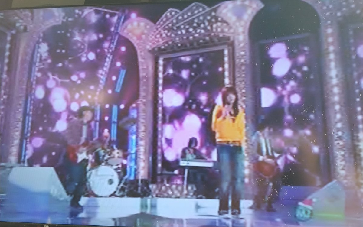 きうい 06年のmステをダビングしてるdvdを発掘したんだけど いきものがかりとaikoいて泣ける そして画質の悪さに時代を感じる 笑 きうい 06年のmステをダビングしてるdvdを発掘したんだけど いきものがかりとaikoいて泣ける そして画質の悪さに時代を感じる 笑