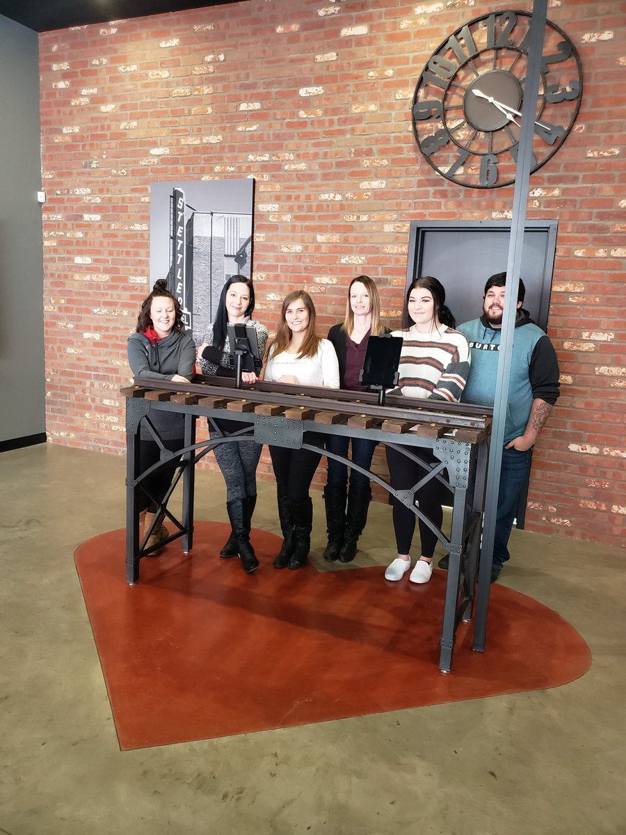 Can't thank Railynn from @sundialcannabis for all the info. today, super informative, big things coming down the Sundial pipeline, happy to be a part of it!