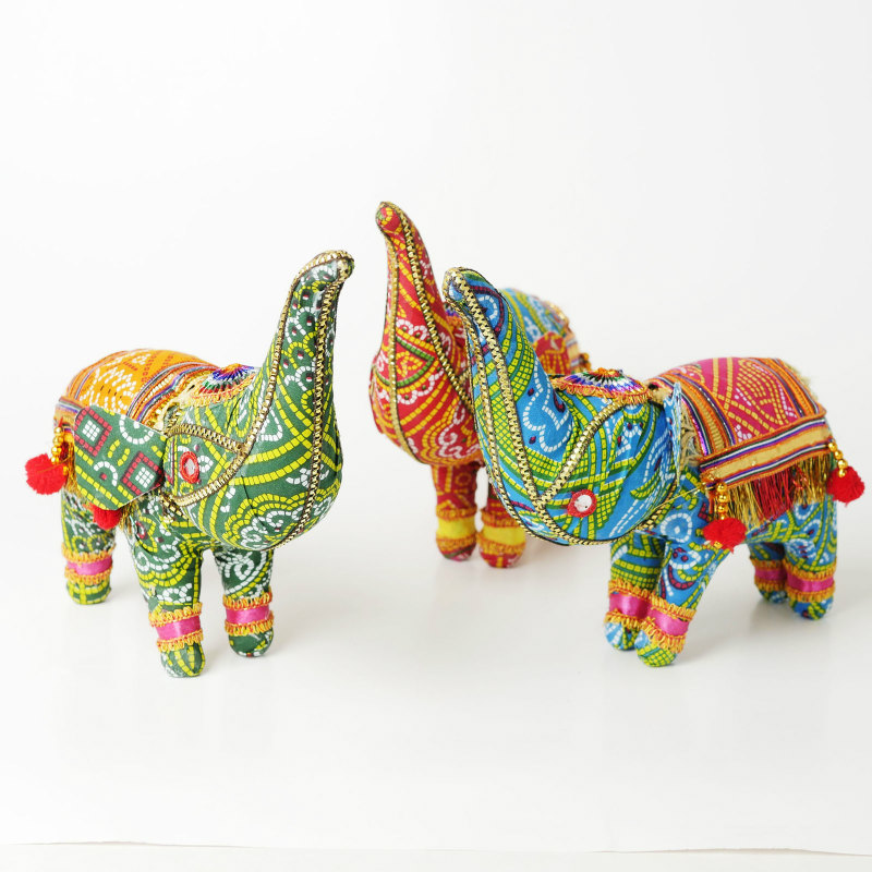 マライカオンラインショップ インドよりエスニック感漂うプリント模様の鼻上げ象が登場 お部屋や玄関に置くとインテリアのちょっとしたアクセントになりそうです T Co Kup9fvamah 象の置物 インド雑貨 アジアン雑貨 エスニック雑貨