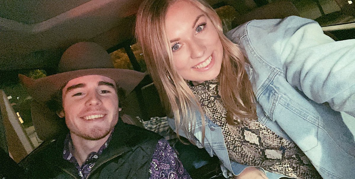 noahnye01's tweet photo. Happy 20th birthday babe, love you! https://t.co/YGXj2bOJTN