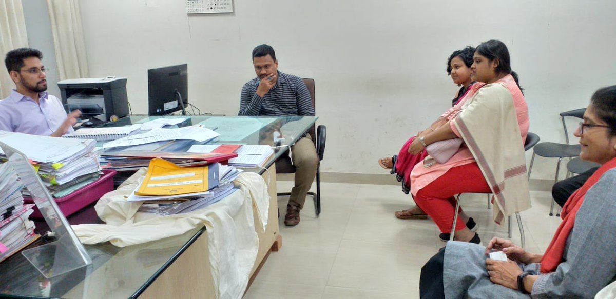 QuestorgQuest's tweet photo. #QUESTians met with Ashirwad Kumar (Tribal Devt Project Officer) @ #Nashik yesterday. Representatives of #Edelweiss were also present. Mr Kumar explained about QUEST's #Anupad program in Ashram Schools, QUEST's technical support to 'Phulora Balbhavan' run by the Dept. https://t.co/QMzAbDO3FQ