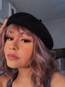 deviIsdoll_'s tweet photo. adore you https://t.co/K9jNeaYCla