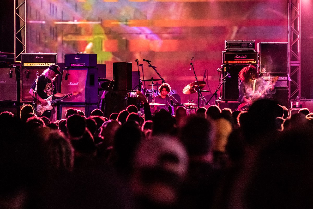 LEVITATION (@levitation) on Twitter photo 🔸 <a href="/dinosaurjr/">Dinosaur Jr</a> at #LEVITATION2019, with <a href="/therealkurtvile/">Kurt Vile</a> sitting in.
Photos by <a href="/firstthreesongs/">Daniel Cavazos</a>, @iq3photography and @clemensmitscher. 🔸 <a href="/dinosaurjr/">Dinosaur Jr</a> at #LEVITATION2019, with <a href="/therealkurtvile/">Kurt Vile</a> sitting in.
Photos by <a href="/firstthreesongs/">Daniel Cavazos</a>, @iq3photography and @clemensmitscher.