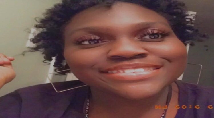 SimoneJamesonTV's tweet photo. “Be thankful for the family you do have... and give your loved ones an extra tight hug.” — Friends/neighbors of 22-year-old NyKeah Gilbert, slain on Thanksgiving Day, share her legacy, and words of advice.💔🖤🕊#FOX31News #holidaytragedy #communityoutcry
https://t.co/qDnwByXbA6 https://t.co/JmdQjEM15w