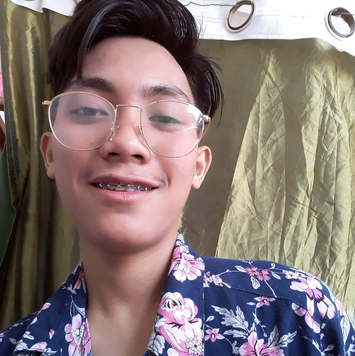 Prynsipeeee's tweet image. miss ko na mga bobo kung kaibigan :&amp;lt;