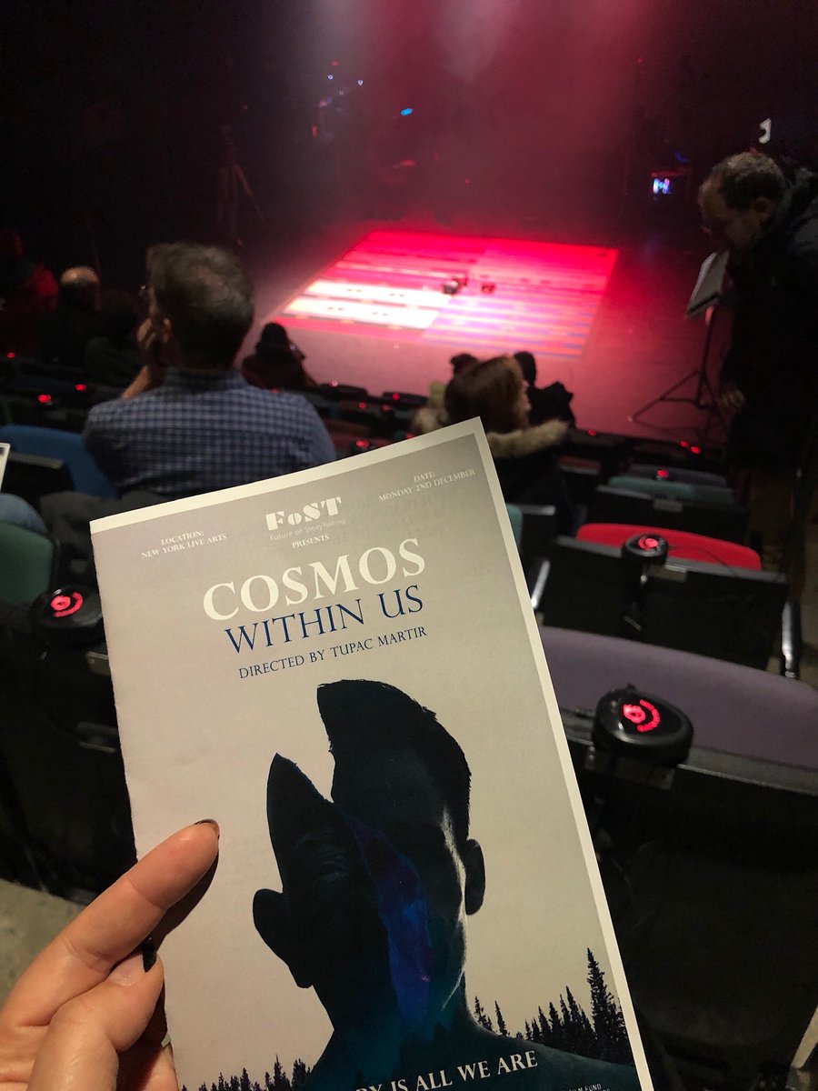 lsmt557's tweet photo. Grasping at tendrils of memory at @cosmoswith directed by @tmartir. What a profound, moving &amp; layered performance - feeling fortunate to have experienced such a powerful piece @FoSTorg @satorestudio #VR #tech #storytelling #immersive #Alzheimers #nyc https://t.co/bF8aL7WQnK
