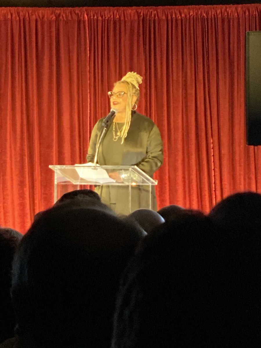 JoeyMagidson's tweet photo. Some highlights from the first annual Celebration of Black Cinema by the Critics Choice Association. Other honorees were #ChiwetelEjiofor (introduced #DonCheadle), #NiaLong (introduced by #ChazEbert), and #KasiLemmons. #CherylBooneIsaacs hosted #criticschoice @CriticsChoice (3/3) https://t.co/MkqmsYHi3v