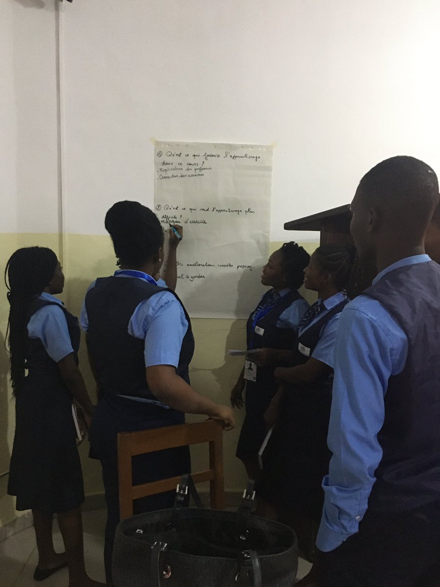 HD_UniLeipzig's tweet photo. Heute etwas extra -🌞 in Ihrer Timeline: Zwei Kolleginnen der #LaborUniversität sind gerade in Benin @IrgibAfrica. Heute: #TAP zum Kennenlernen, #CurriculumWorkshop zu einem Master, der in einem #DAAD-Kooperationsprojekt mit der @UniLeipzig / Pharmazie entstand. #ThirdMissionHD https://t.co/K8aYieuRS3