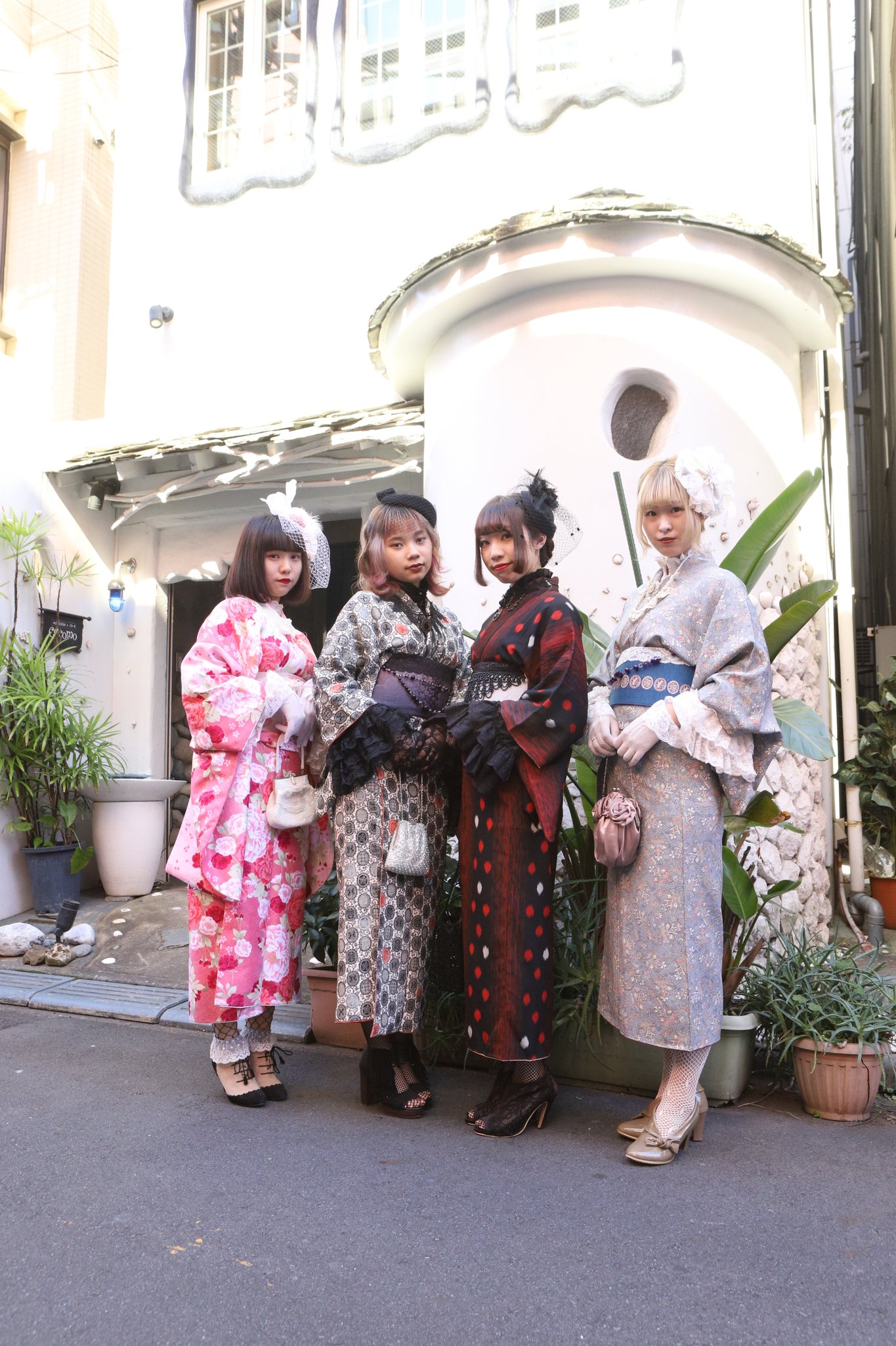 更紗文様 蒼黒色 紋意匠 レトロモダン 大正浪漫 和服 kimono 着物 大正