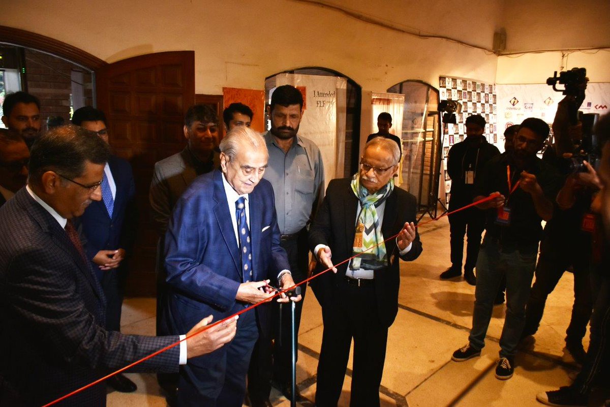 InterloopLtd's tweet image. #InterloopLtd was the main sponsor of #FaisalabadLiteraryFestival2019 organized by Lyallpur Literary Council where people from all walks of life got the opportunity to interact with &amp;amp; learn from talks &amp;amp; discussions of renowned writers, poets &amp;amp; artists of Pakistan.
#FLF2019