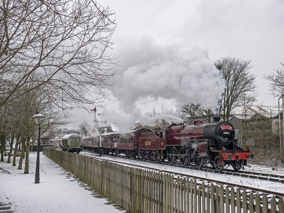 Morning all , today's seasonal photo is from <a href="/RammyStation/">Ramsbottom Station</a> on the <a href="/ELRPSociety/">East Lancashire Railway Preservation Society</a>. <a href="/RamsbottomCC/">RamsbottomCC</a> <a href="/RamsbottomUtd/">Ramsbottom United</a> is just round the corner . 
Have a great day all.