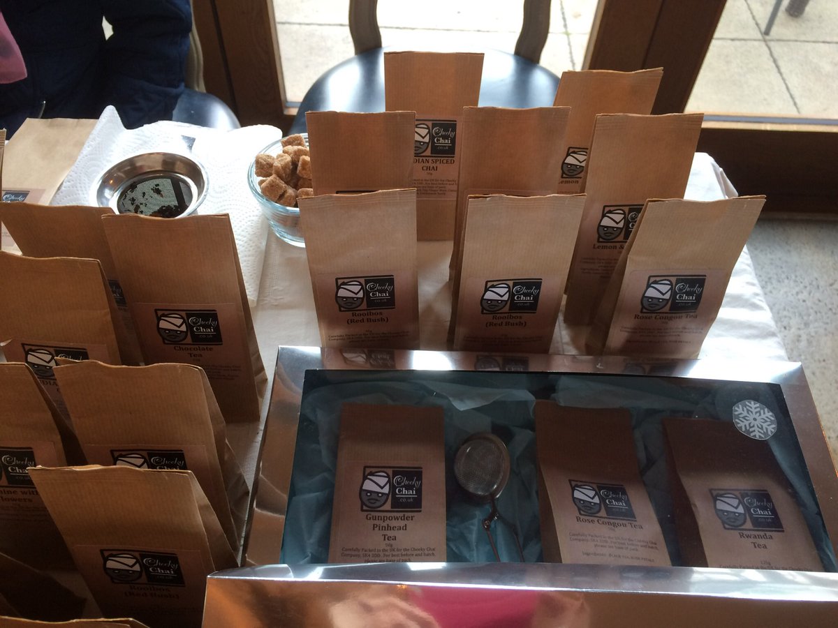 CheekyChai1's tweet photo. Happy Tea Drinking! Our great selection of Teas! 🎄🎄☕️☕️😀❤️☕️#tea #manchester #stockport #stockportmarket #looseleaf #looseleaftea #greentea #blacktea #herbaltea #fruittea #healthydrink #heaith #healthylife https://t.co/G8YZAecjgM