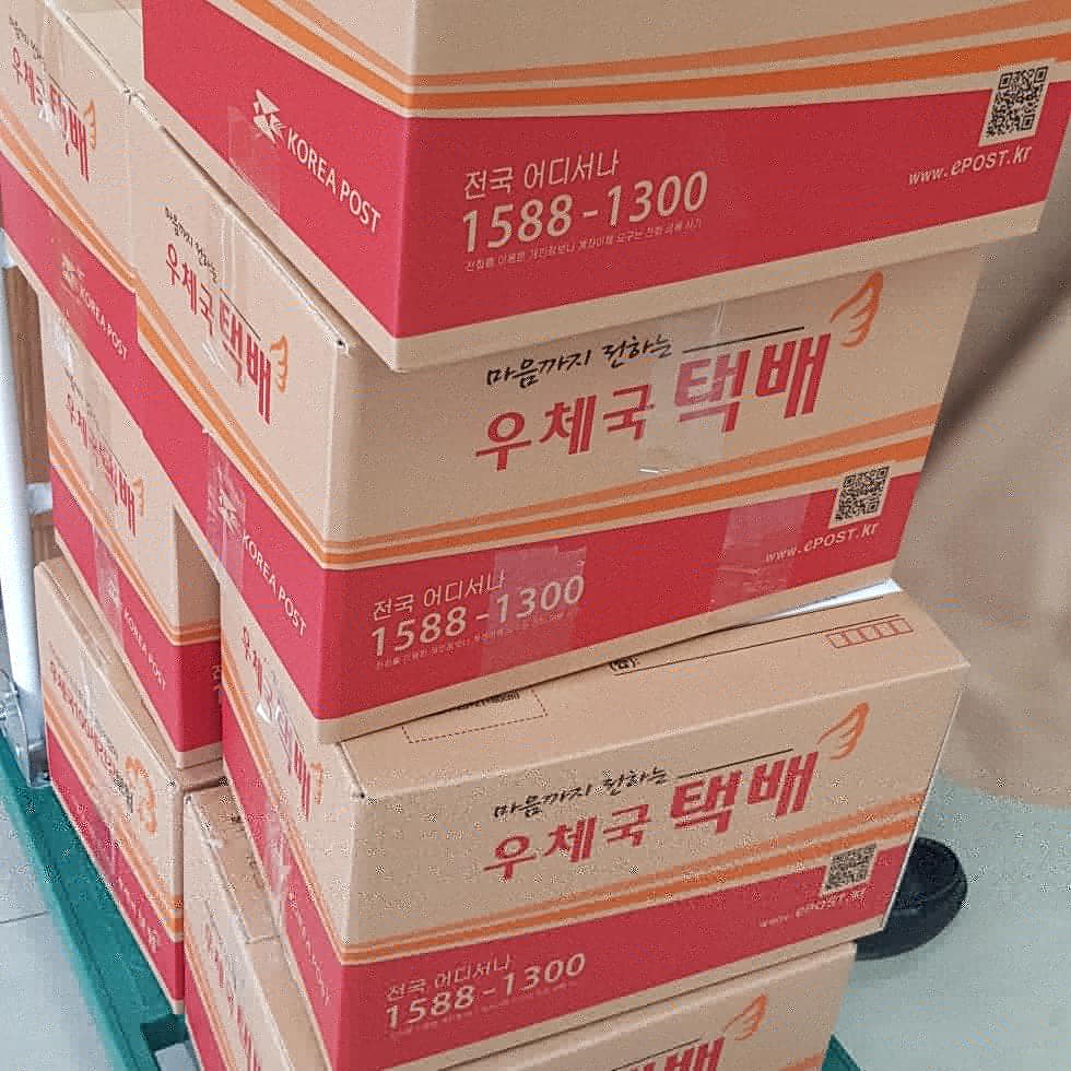 herdle_herdle's tweet photo. 허들은 오늘 택배작업을 완료했어요!
몇 번씩 꼼꼼하게 확인하였답니다😊
빠르면 이번 주 안으로 받아보실 수 있을거예요❣ https://t.co/CISd4dTZ7A