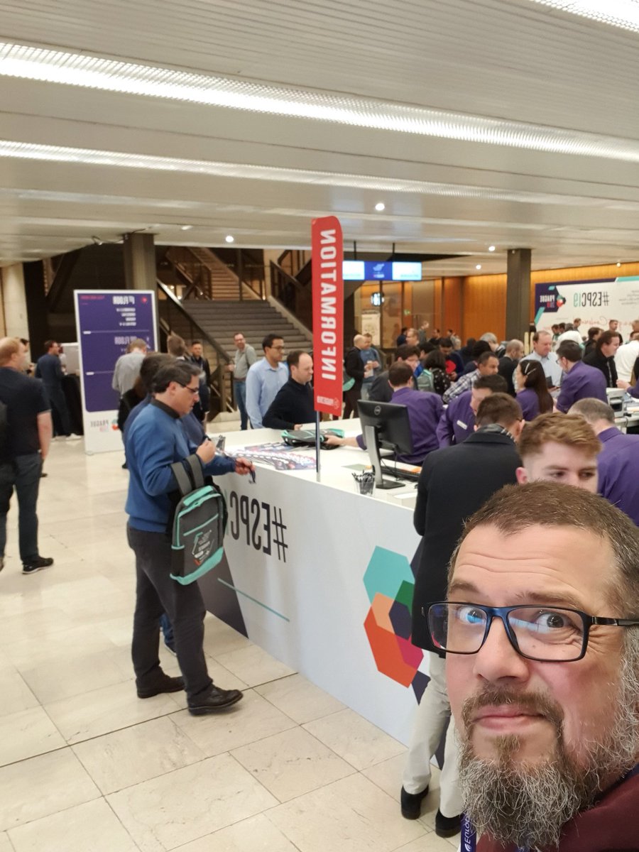 taxuslapis's tweet photo. #ESPC19 pre keynote. Let's see what the following days will bring https://t.co/XdlMUKL7WY