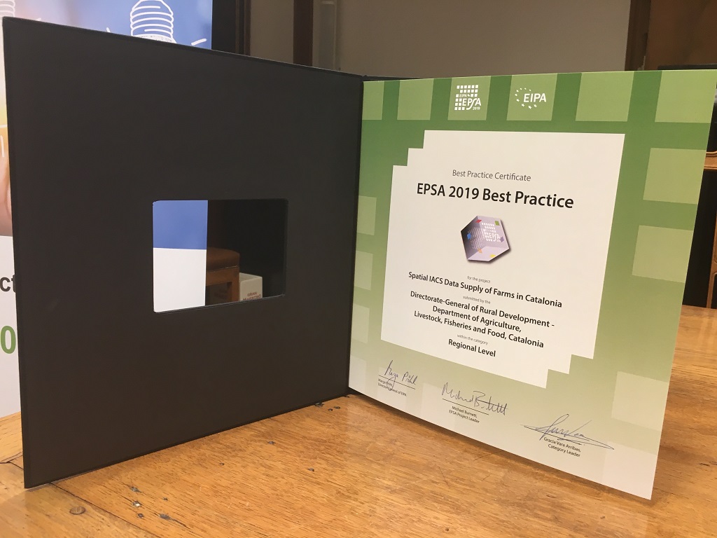 🏆 Subministrament de dades geogràfiques d’explotacions agràries a Catalunya, premi EPSA 2019 – Valentí Marco i Sanz, nova entrada al #EAPCblog
bit.ly/2OHoBKs
<a href="/agriculturacat/">Agricultura</a>
<a href="/EPSAawards/">EPSA 2019</a> #epsaawards2019