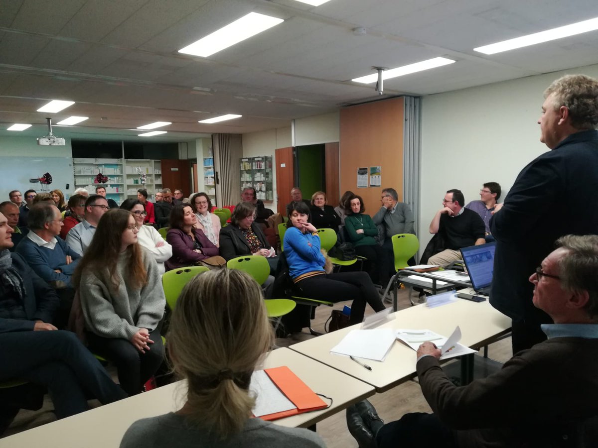 Une soirée à Dijon et à Avignon pour échanger avec les #pharmaciens sur l'avenant 19, la #vaccination, la #sérialisation avec <a href="/GillesBonnefond/">Gilles Bonnefond</a> et Pierre Variot. Prochaines réunions à venir!