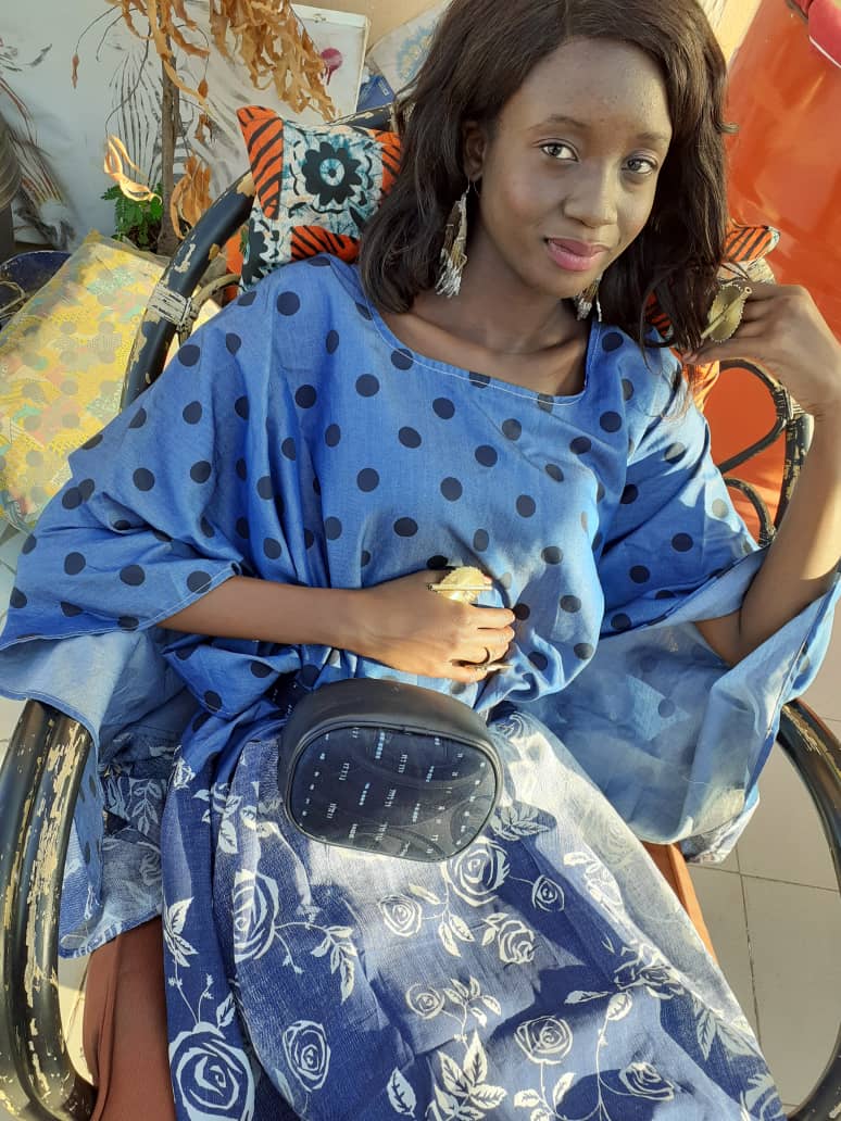 FatouMourate's tweet photo. Hello Diaspora!!+ nous serons à Aix en Provence avec quelques coĺlections de #Murafa jusqu'au 13 Décembre .on.se rapproche et on des prix supers
Whats up +22177585357
#Murafa
#aixenprovence 
#meyrargues https://t.co/jk3ZSaunpd