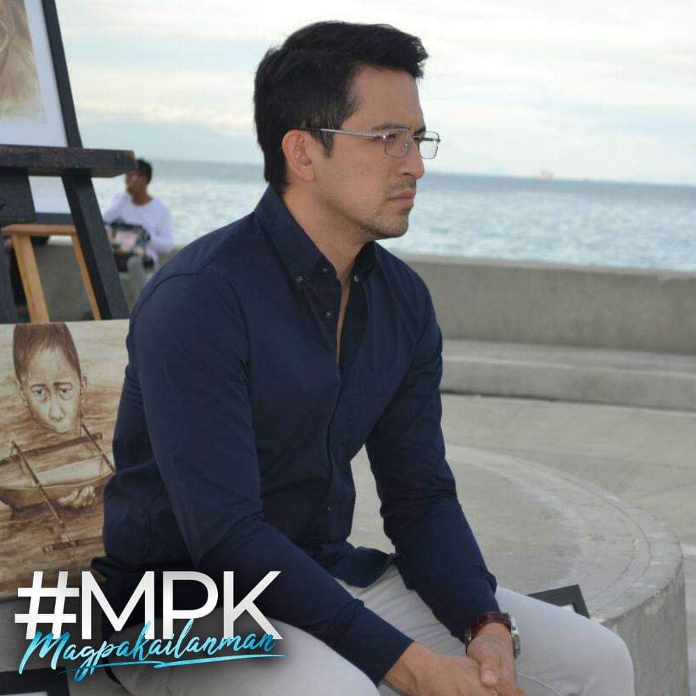 Ceden127's tweet photo. Abangan ang award-winning actor at Kapuso Drama King na si Dennis Trillo sa kanyang mapaghamong pagganap bilang Rens Tuzon sa two-part anniversary special ng Magpakailanman ngayong Sabado! #MPKMostWanted #MPK
#DennisTrillo @thedennistrillo

Cto magpakailanman https://t.co/0qOjYr0SZL