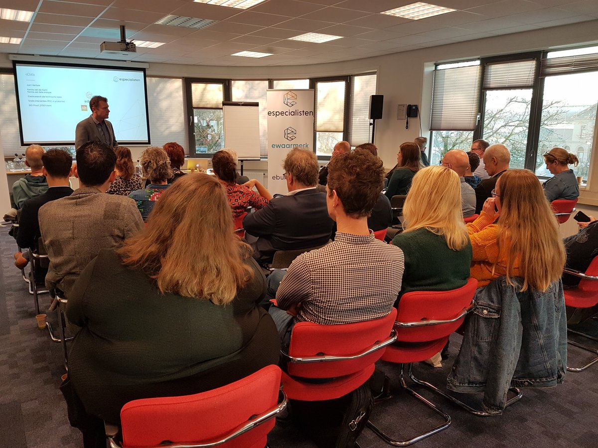 Volle zaal in Zwolle voor de regiosessie  mbt Geautomatiseerd anonimiseren /pseudonimiseren van gegevens,  zoeken en vinden in netwerkschijven, email, dms-en en (keten) bronnen. especialisten.nl/agenda/verwond…  <a href="/EdataBv/">edata</a> <a href="/especialisten/">eSpecialisten B.V.</a> #gemeenten