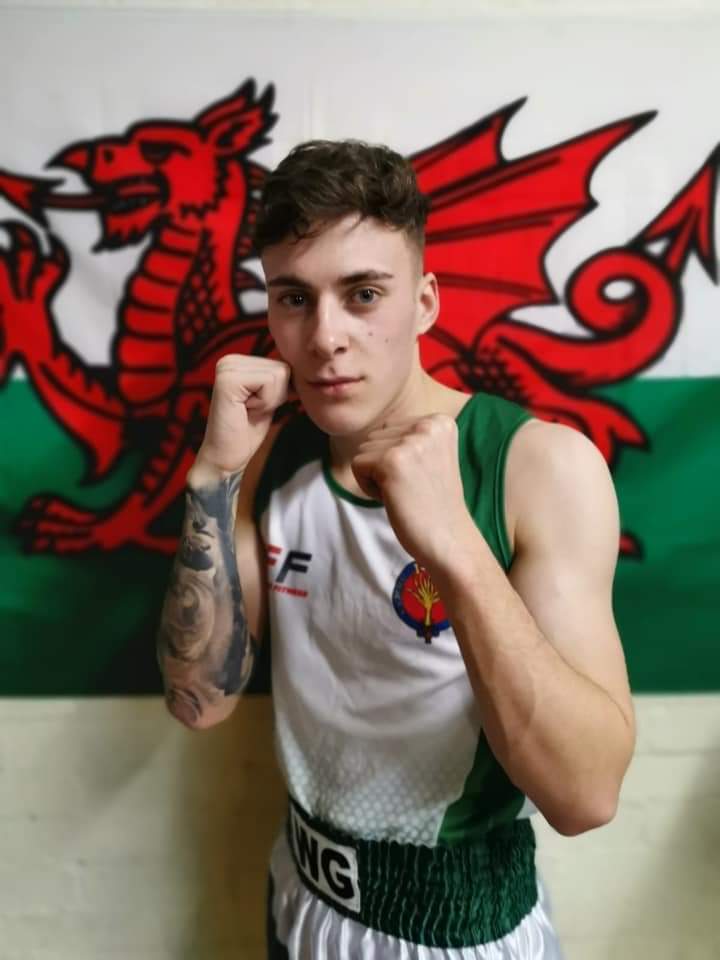Sean Molino BCA (@seanamolino) on Twitter photo Good luck to Drummer Evans of <a href="/WelshGuards/">Welsh Guards</a> who is #Boxing tonight on The London regiment boxing show. 🥊 <a href="/ArmyInLondon/">The Army in London</a> #Welsh #Guards #Welshguards
Sponsored by <a href="/ForcesFitness/">Forces Fitness</a>
#areyouready #alifelessordinary Good luck to Drummer Evans of <a href="/WelshGuards/">Welsh Guards</a> who is #Boxing tonight on The London regiment boxing show. 🥊 <a href="/ArmyInLondon/">The Army in London</a> #Welsh #Guards #Welshguards
Sponsored by <a href="/ForcesFitness/">Forces Fitness</a>
#areyouready #alifelessordinary