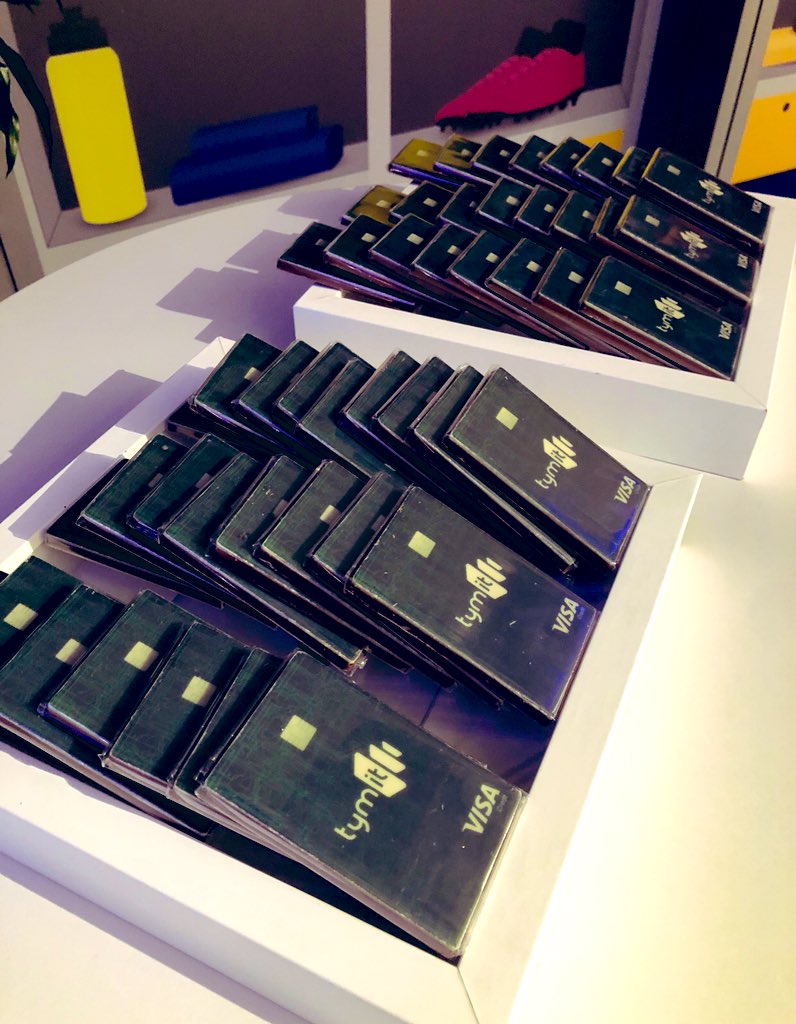 Because personalisation is king ! Loved teaming up with our amazing new client for their launch 🚀💙 
.
. 
Macaroons and Chocolate Bars ... Go on what else can we personalise 🤣 ? <a href="/BaxterStorey/">BaxterStorey</a> <a href="/TheWorksLondon/">The Works</a>