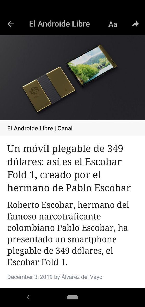 martn_manuel's tweet photo. El hermano de Pablo Escobar sacando un móvil plegable por 349 dólares #roto2 https://t.co/ZttXT1Uvn5
