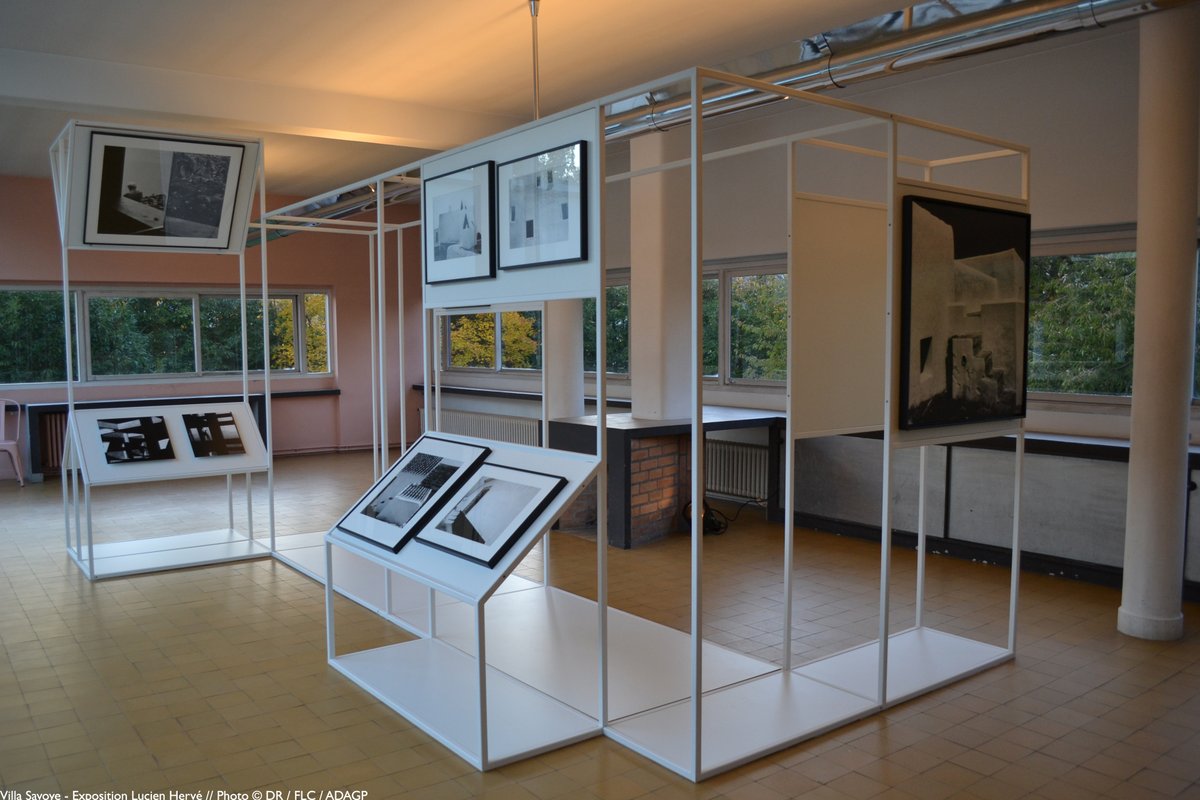 leCMN's tweet photo. Pour fêter les 70 ans de la rencontre entre #LeCorbusier et Lucien Hervé, découvrez le regard du photographe sur de nombreuses architectures à la #VillaSavoye. 📷 https://t.co/zxttyAHdG7 https://t.co/P0SkI6BVxA