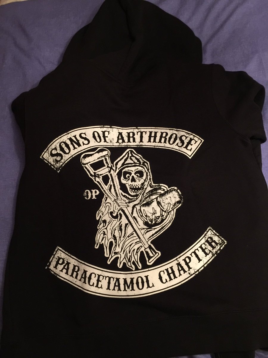 Neue „Kutte“ für‘s Mopped 😅
Ist nur ein Hoodie, musste ich aber unbedingt haben, weil altersgerecht 🙃😎😇