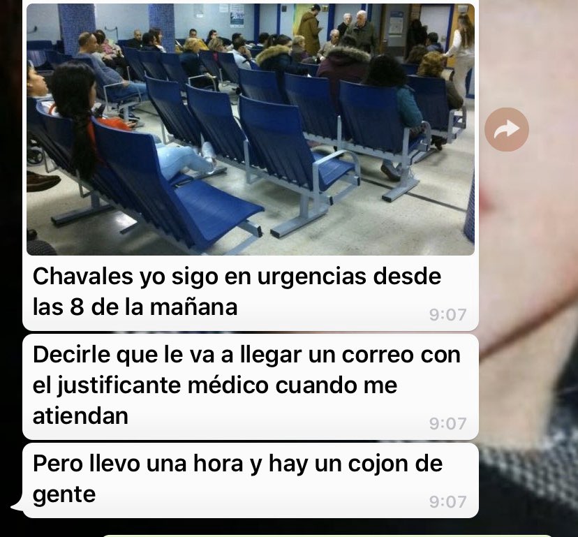 juliadelahozz's tweet photo. Cuando te la intentan colar por el grupo de clase pero no sale tan bien JAJAJAJAJAJAJAJAJAJAJAJAJA https://t.co/qv7ByD9n68