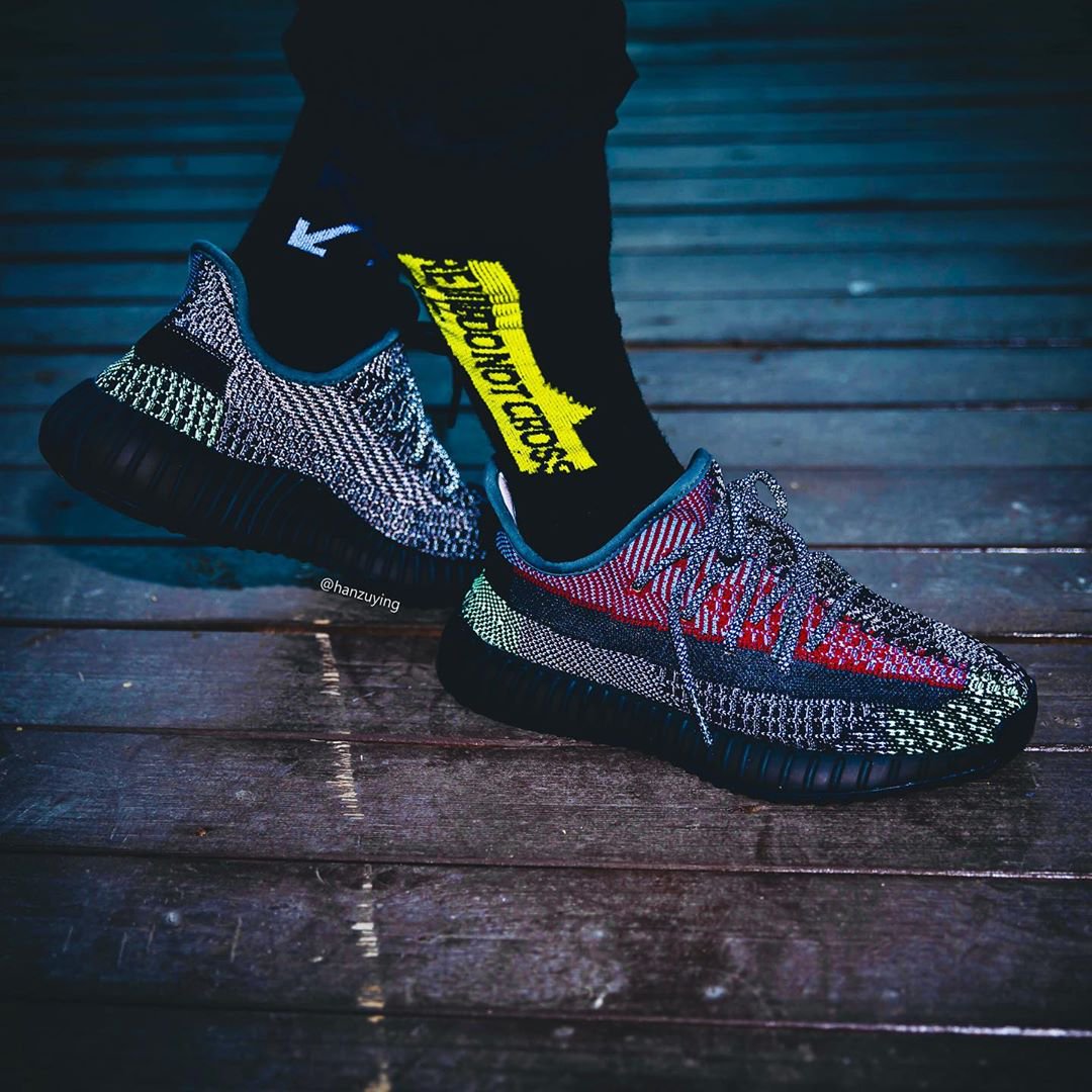 Adidas Yeezy Boost 350 V2 Yecheil Reflective Tokopedia
