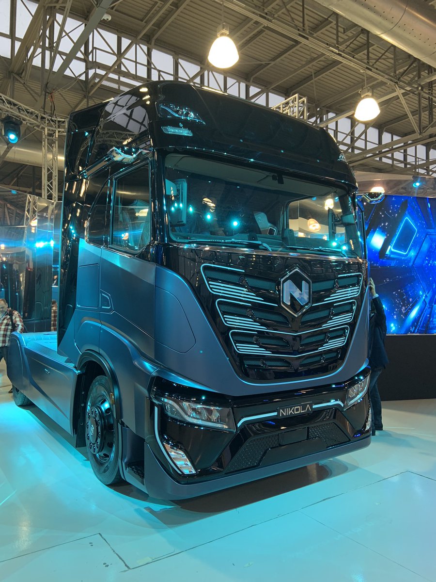 @nikolamotor and @IVECO launched the #NikolaTre HD truck for the EU market, based on Iveco S-Way truck platform.
Actual production of the NikolaTre will happen before the NikolaOne and Two presented for the US.
Official launch at IAA show in 2020. Ready for customers in 2021
