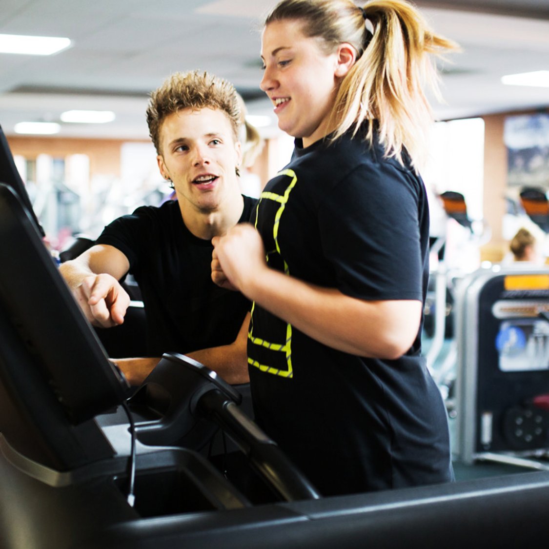 Keep your loved ones fit and healthy this Christmas with the gift of an annual membership!🎅🎁 
Junior Membership £130 (Age 12-17) 
Student Membership £179 
Gym, Swim &amp; Classes Membership (Farnworth + Leverhulme Park) £189 crowd.in/HqQTHh