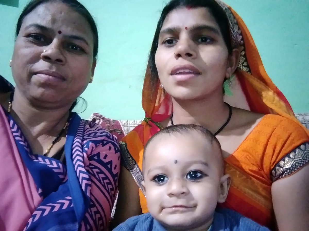 WomenandChildD1's tweet photo. प्रधानमन्त्री मातृ वंदना योजना अंतर्गत ‘‘मात वंदना सप्ताह‘‘ 2019  #selfie_with_mother Dist. SEHORE @PMMVY_MWCD @mpwcdnnm @smritiirani @ImartiDeviINC  @CollectorSehore https://t.co/d5PEMpbL6Y