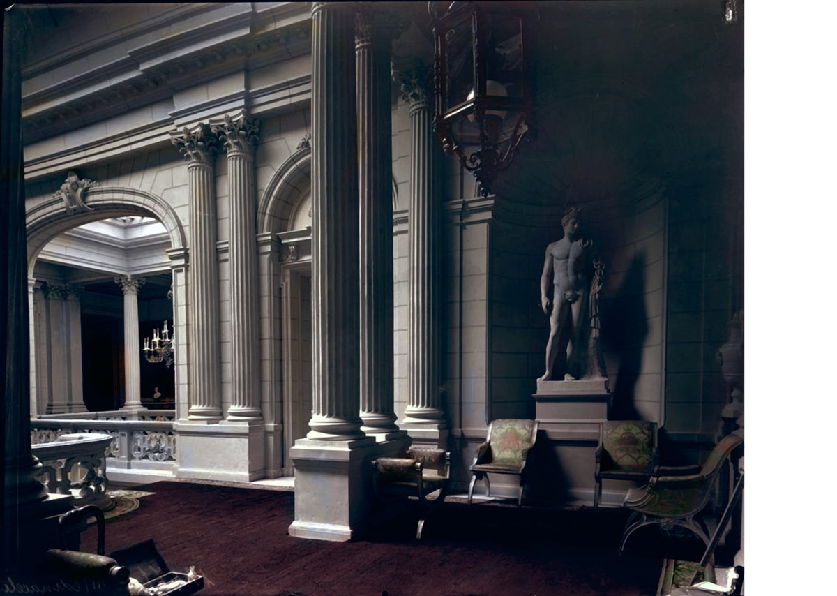 latinapaterson's tweet photo. Interior del Palacio del Duque de Uceda en la Plaza de Colón de Madrid. Derribado en agosto 1965 para dar un pelotazo inmobiliario conocido como Centro Colón. Foto Casa Moreno. Archivo IPHE. Coloreada #Colorization #MadridNoCuida https://t.co/SDEYFFJvoC