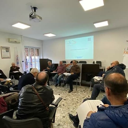 acli_fap's tweet photo. PUGLIA, AL VAGLIO NUOVI PERCORSI DI AGGREGAZIONE

La Fap Acli Regionale Puglia in collaborazione con il Patronato Acli Regionale, nell'incontro tenutosi a Bari il 29/11/2019

#fapacli #like4likes #20likes #likeforcomments #likeforfollow #comment4comment https://t.co/kexz5vnIaG