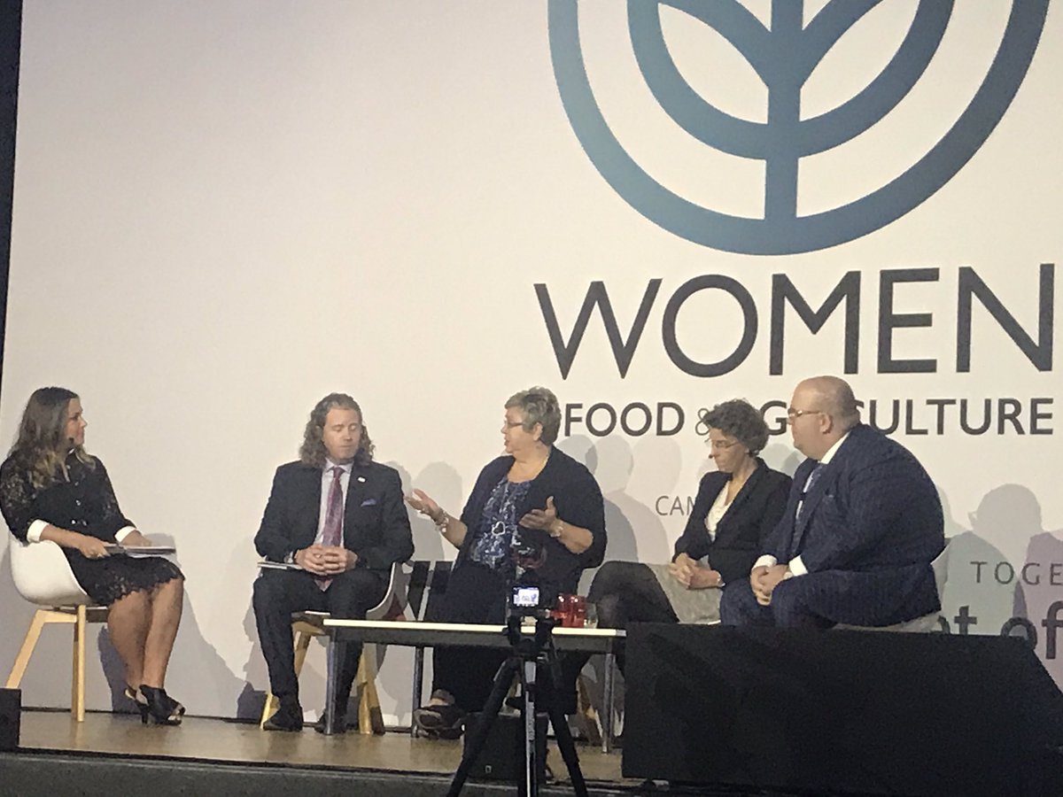 CoryWightman's tweet photo. Here at #wearewfa Women in Food &amp; Ag event in Amsterdam listening to Jackie Applegate @Bayer @Bayer4Crops supporting inclusion &amp; diversity in ag 💪 #inspired #leadership https://t.co/VomzCUMTIP