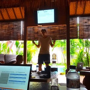 RegioBusiness's tweet photo. #Nieuws Met ondernemers uit de hele wereld masterminden op Bali op 25 februari en 8 mei, georganiseerd door @coworkparadise https://t.co/yPxgT0iKnp https://t.co/hFZ1gL6UeK