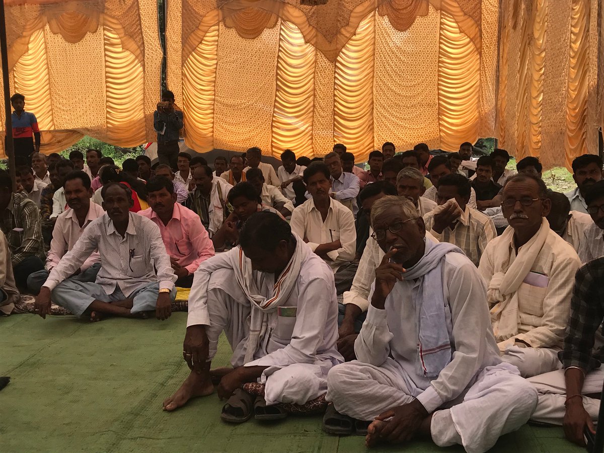 ToxicfreeIndia's tweet photo. Subhash Sharma, well known farmer who grows crops in a natural way giving a session on how to get rid of agrochemicals and convert farm into really productive and truly sustainable, assuring food safety and environmental well being. #No_Pesticide_Use_Day #MAPPP https://t.co/XBIvTbPY6E