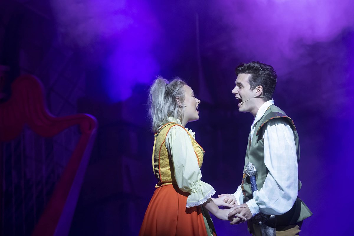 Today marks our first schools panto visit! The first of many ‘School Shows’ and everyone at the Playhouse Whitley Bay looks forward to seeing panto fans old and new!

If you are a local school or community group who would like to see Jack and the Beanstalk, please contact us ASAP